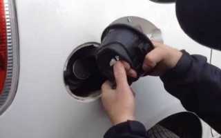 Отличный способ очистки бензобака без снятия — пошаговая инструкция от автомехаников