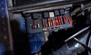 Перегорает предохранитель вентилятора печки ваз 2107: причины и решения