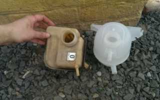 Замена расширительного бачка — Ford Fokus 2 SEDAN. 2.0 л