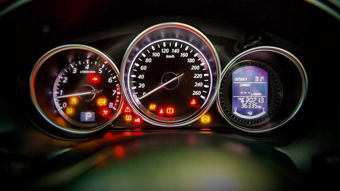 Что такое ACC, BSD, FCW и другие автомобильные аббревиатуры