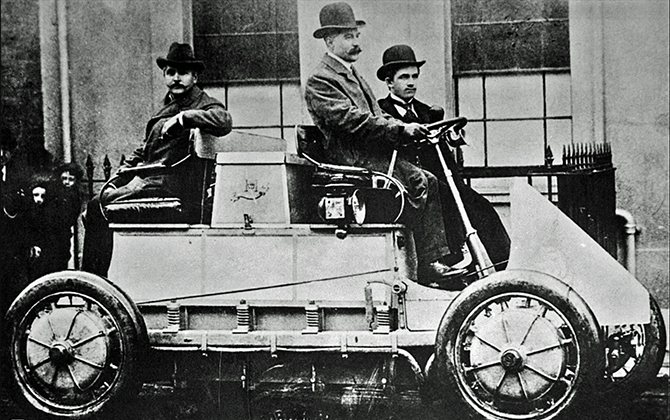 Гибридный автомобиль Порше 1901 года