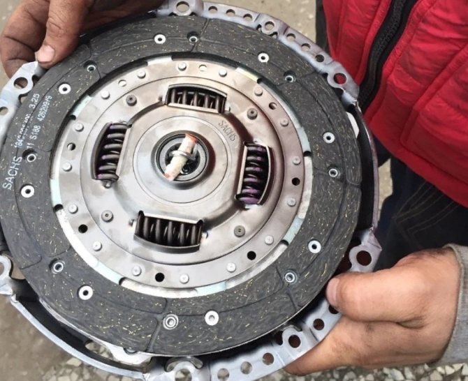 Как понять, что сцепление вашего авто нуждается в ремонте