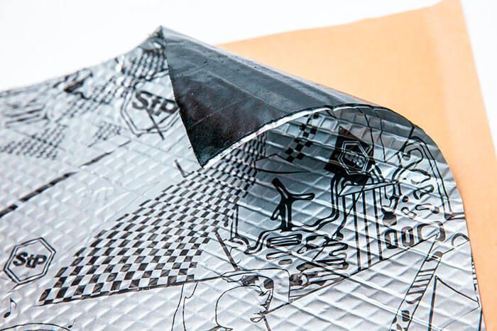 Какие материалы требуются для шумоизоляции авто своими руками