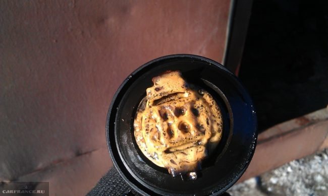 Крышка заливной горловины ВАЗ-2114