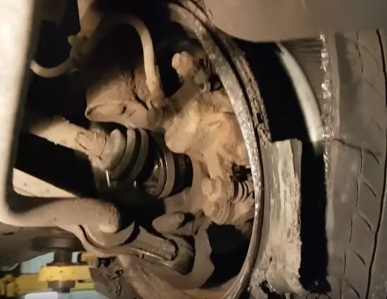 Последствия несвоевременной замены ступичного подшипника.