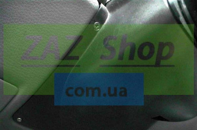 Снимаем обшивку рулевой колонки