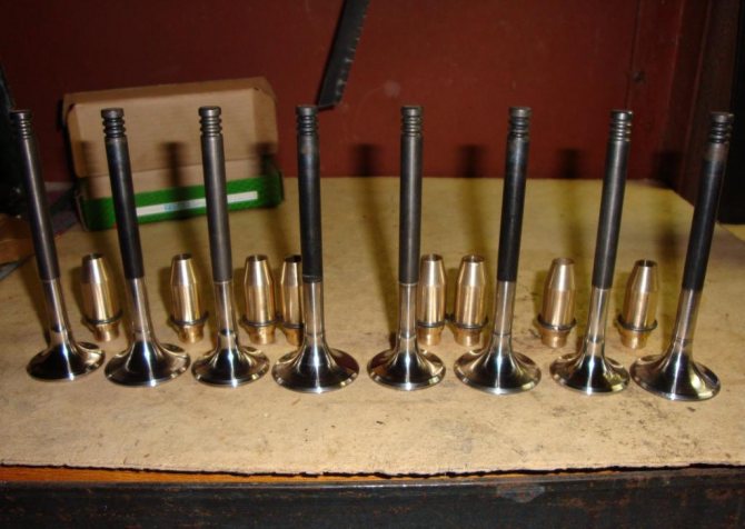 замена направляющих клапанов