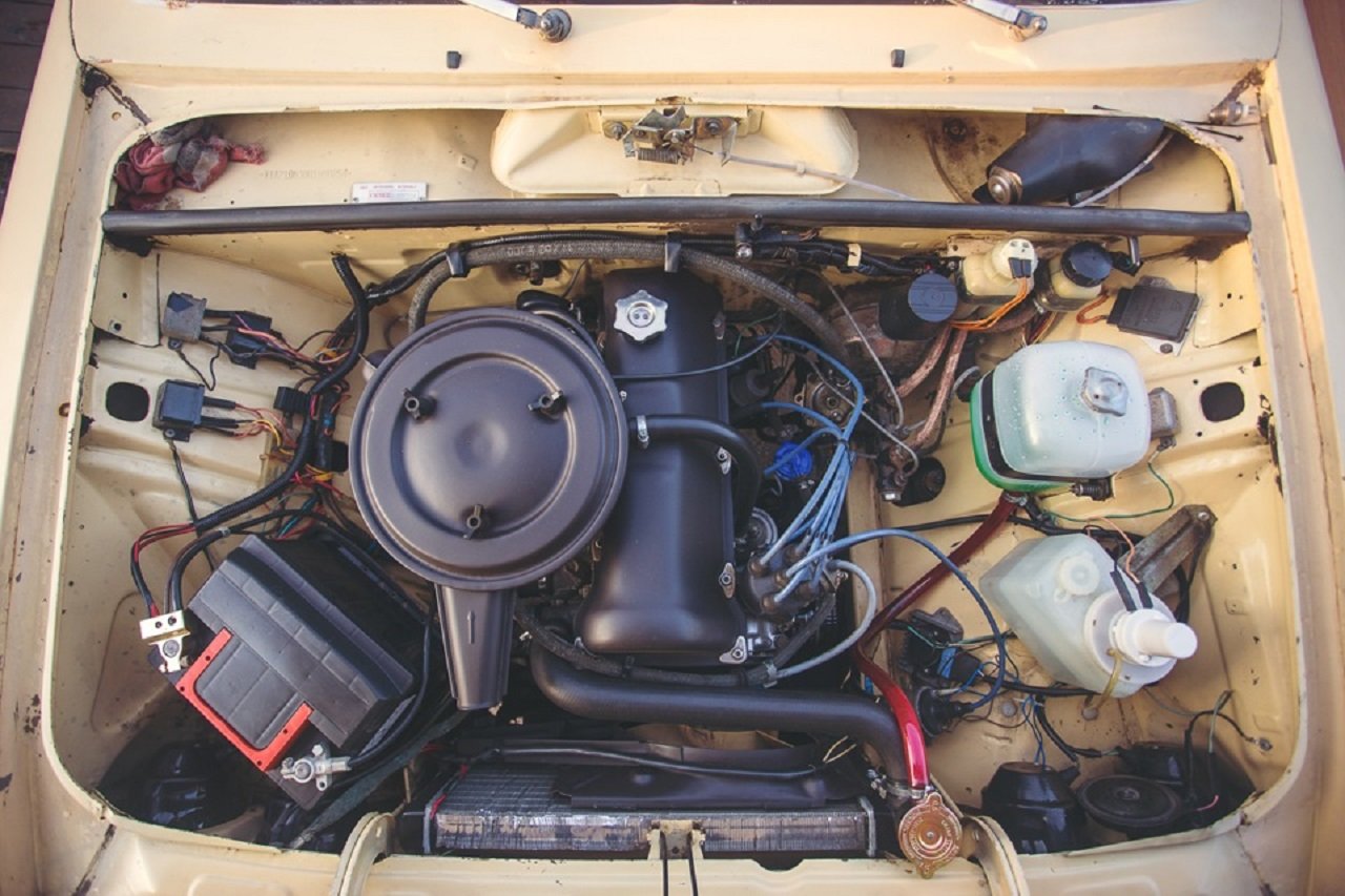 Карбюраторный двигатель ВАЗ 2104