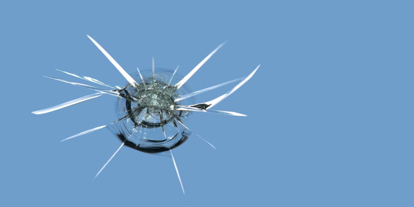 Скол на лобовом стекле